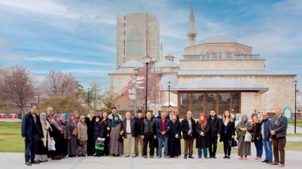 Selçuk Üniversitesi, depremzedeler için Mevlana Müzesi gezisi düzenledi